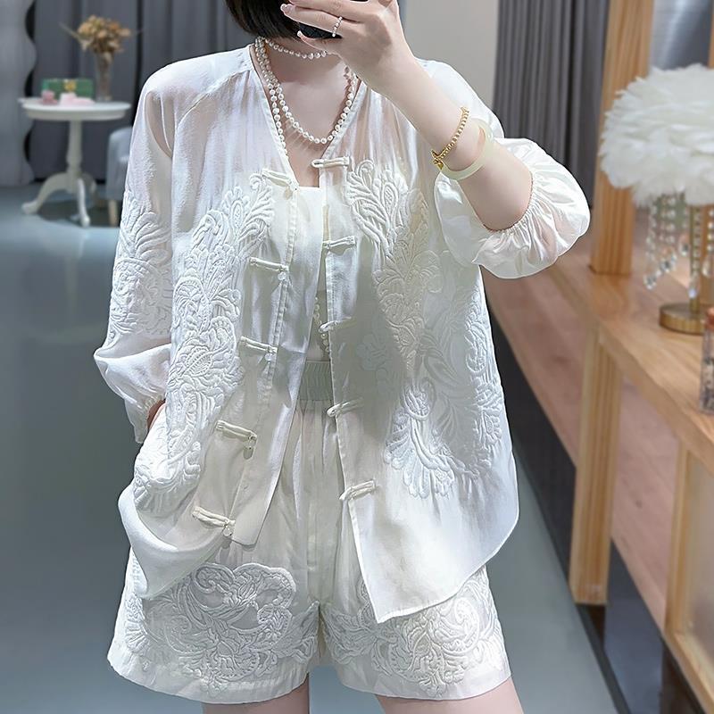 Summer Clothing For 60 Year Old Woman - Embroidered National Style Set 2026 new